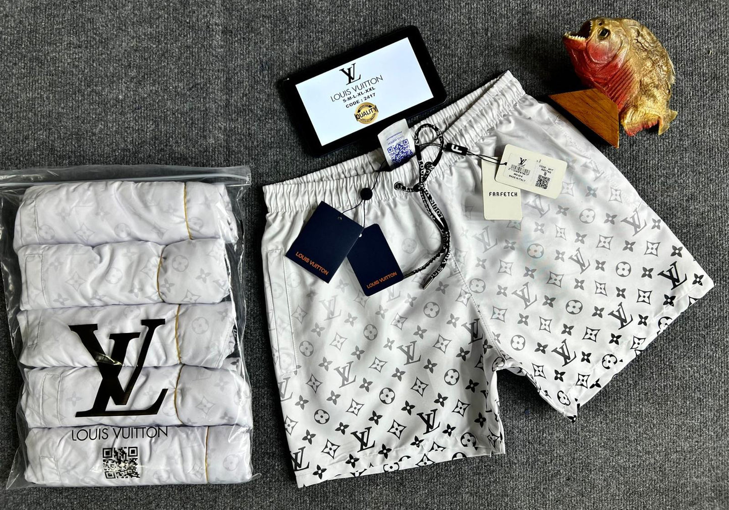 COSTUME LV