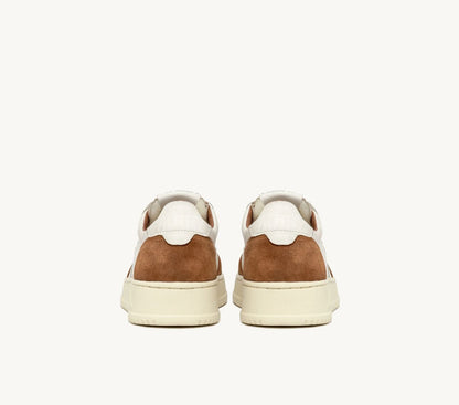 MEDALIST SNEAKERS